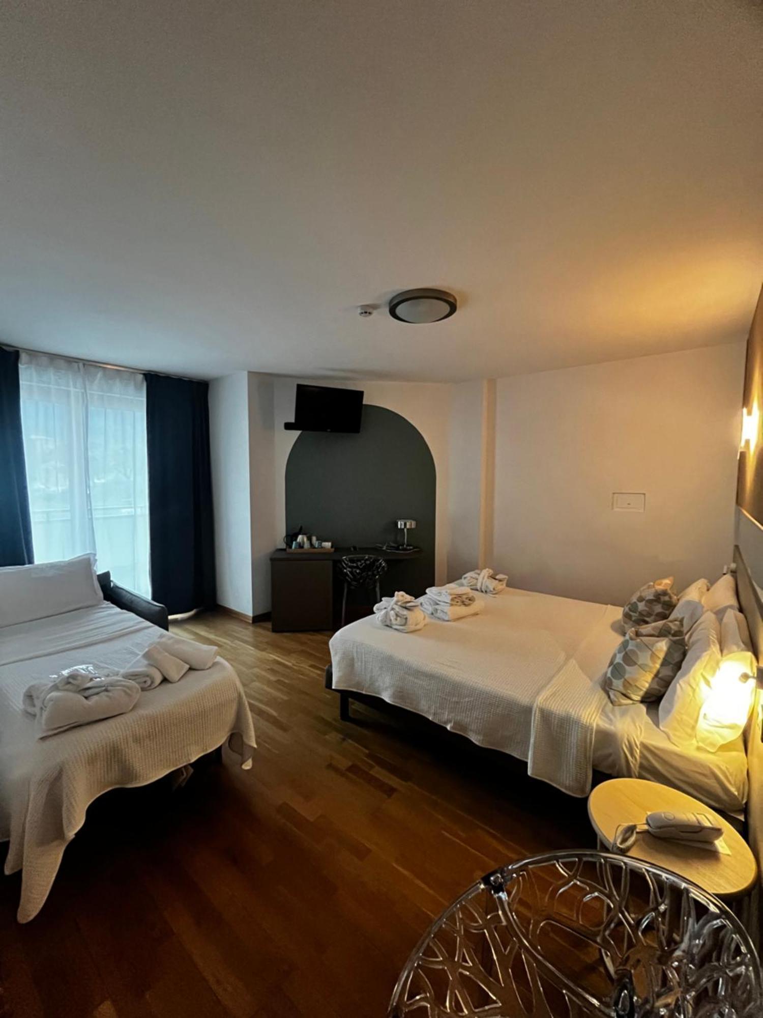 Hotel Oasi Wellness & Spa Riva del Garda Exterior photo